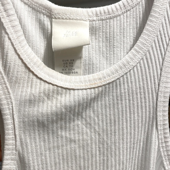 H&M top - Picture 2 of 2